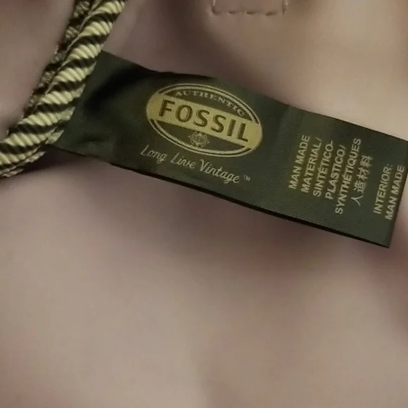 Fossil Thin Crossbody Purse - Picture 7 of 13